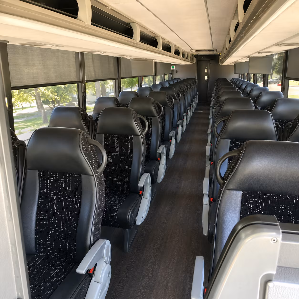 Columbus Airport Shuttle & Transportation party bus exterior
