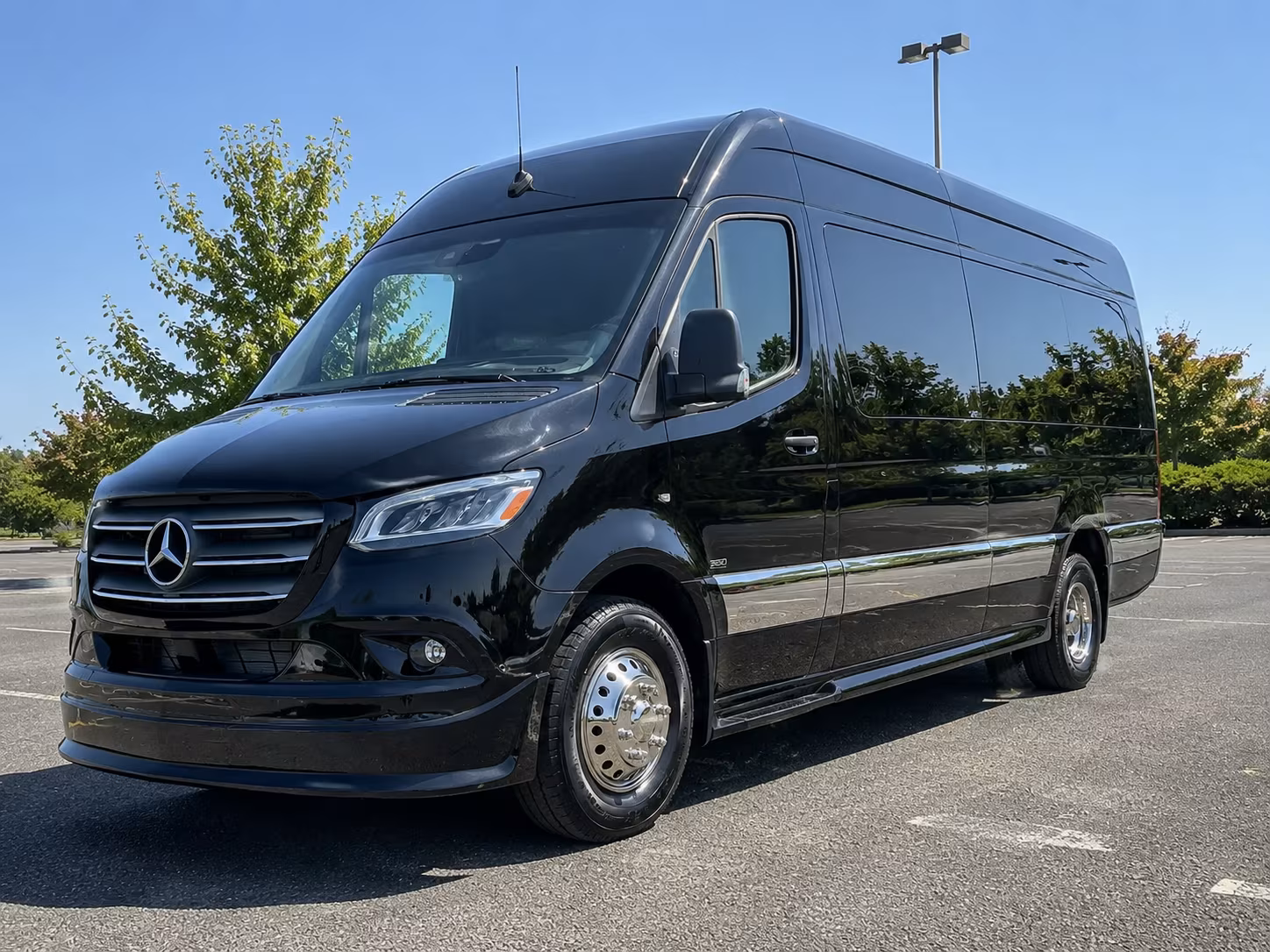 Columbus Airport Shuttle & Transportation party bus exterior