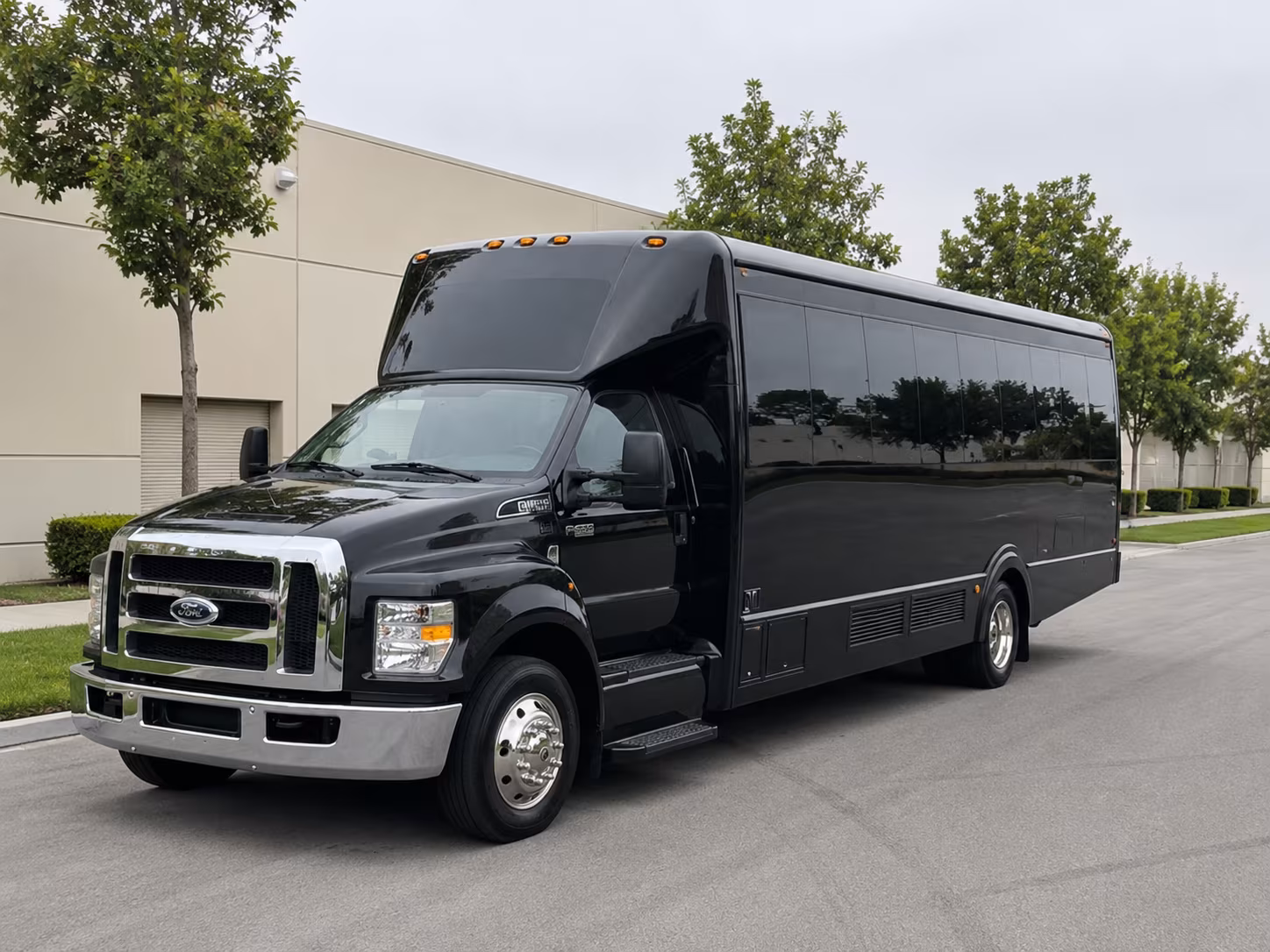 Columbus Bachelor & Bachelorette Transportation party bus exterior