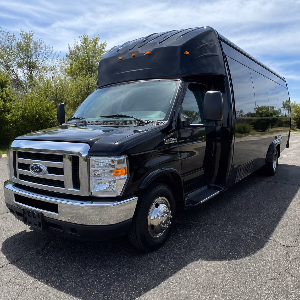 Columbus Sporting Event Transportation onboard seating