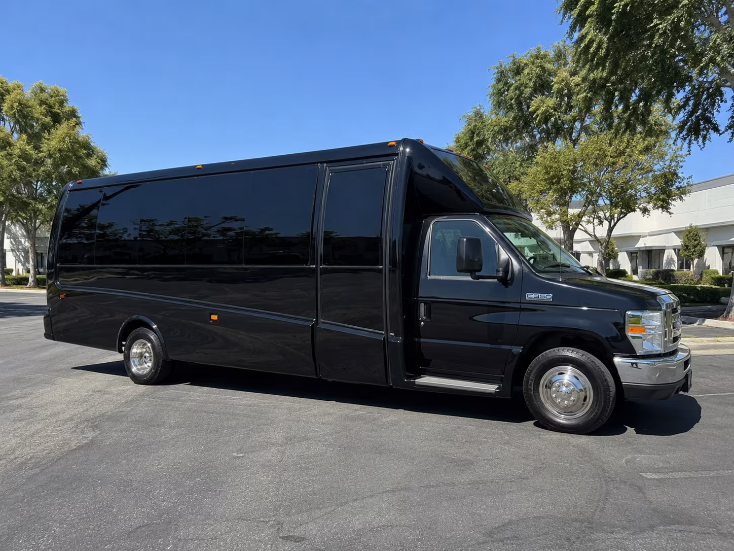 Columbus Winery Tour & Pub Crawl Transportation pickup coordination