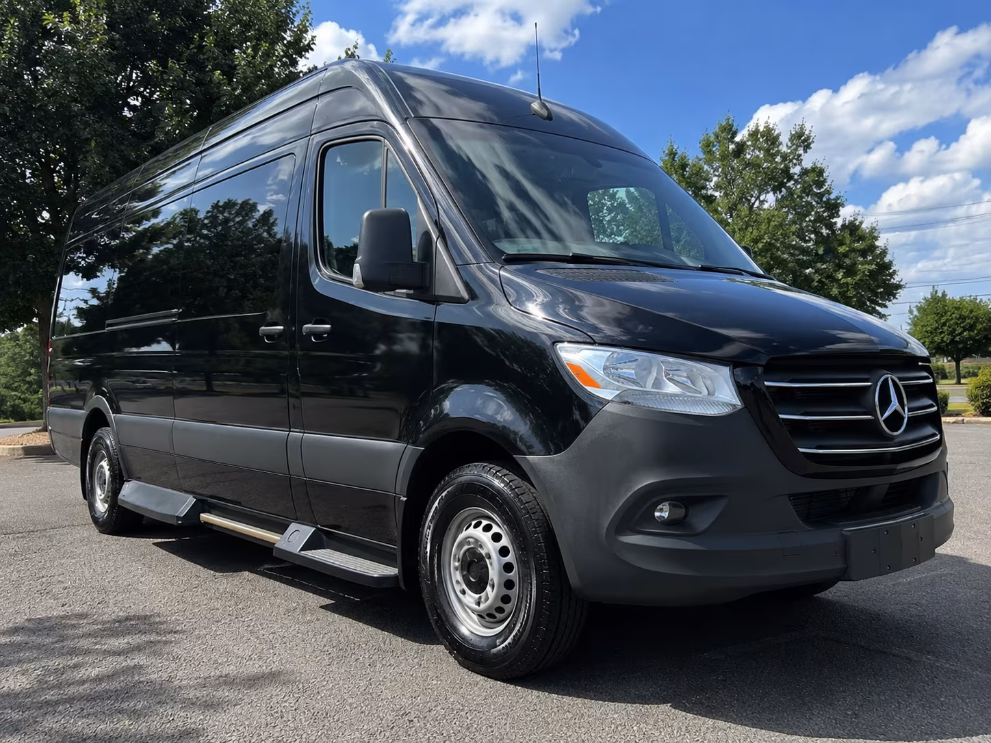 Jackson Wedding Transportation & Shuttle Service