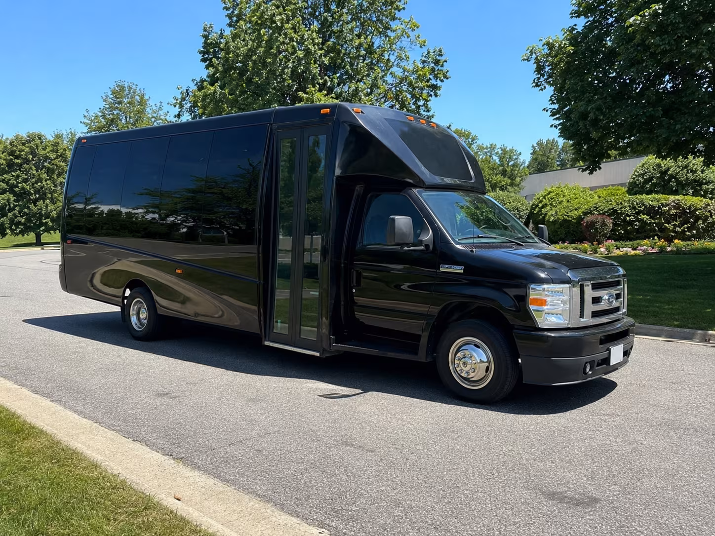 Tallahassee Winery Tour & Pub Crawl Transportation